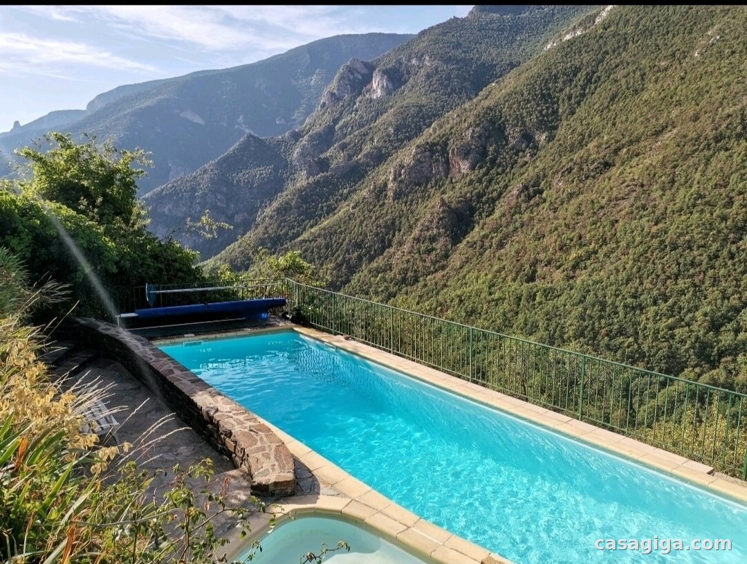 Location de house with pool à Nohèdes — photo 2